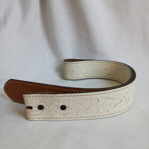 Vintage Kmart White Leather Floral Tooled Belt Small 30-32